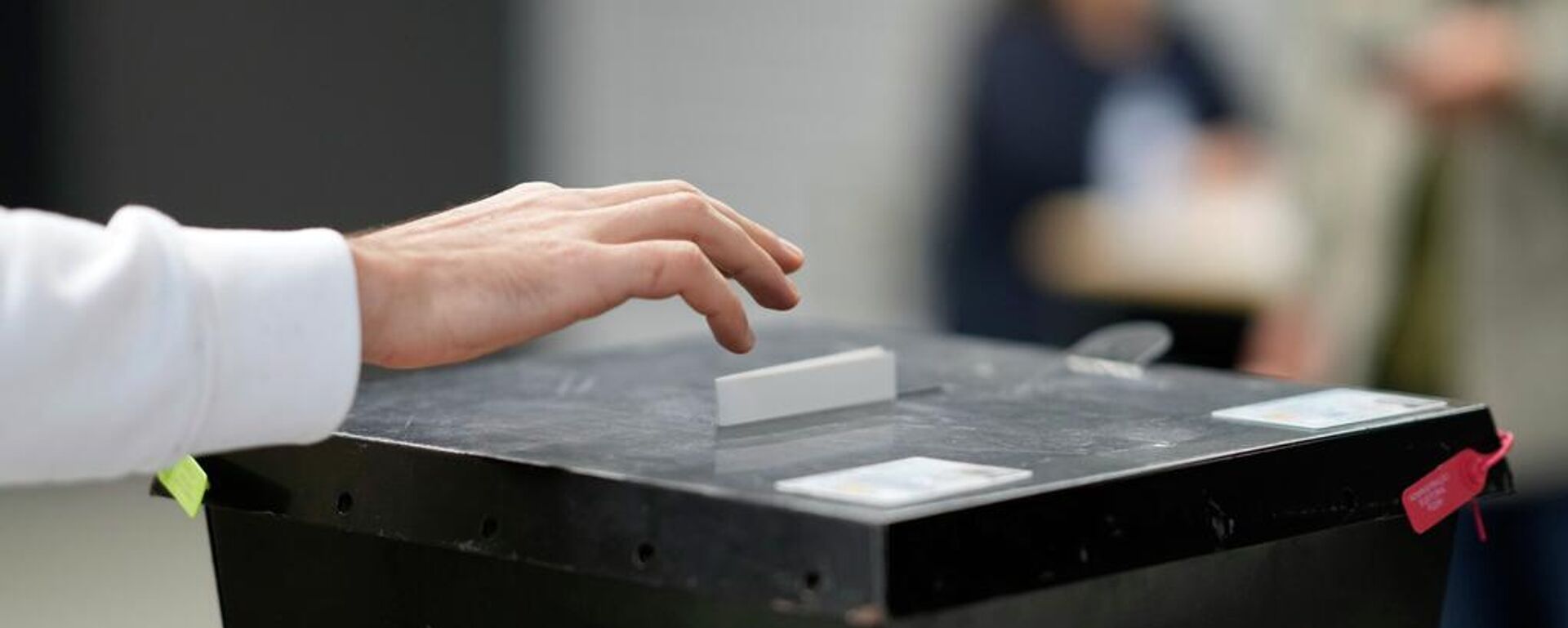 Portekiz'de yapılan cumhurbaşkanı seçimi resmi olmayan sonuçlara göre ikinci tura kaldı - Sputnik Türkiye, 1920, 19.01.2026