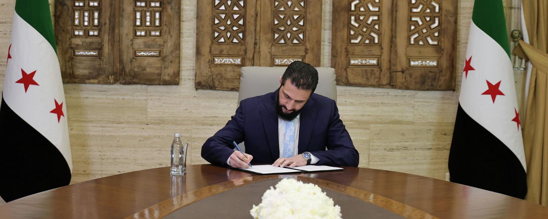 Suriye Cumhurbaşkanı Ahmed Şara - Sputnik Türkiye, 1920, 19.01.2026