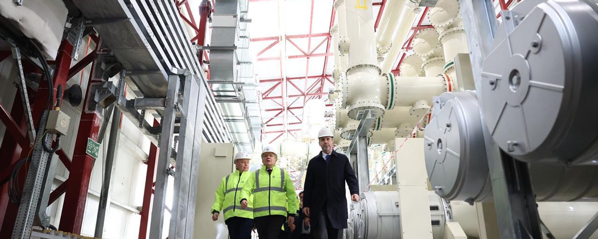 Bakan Alparslan Bayraktar - Sputnik Türkiye, 1920, 19.01.2026