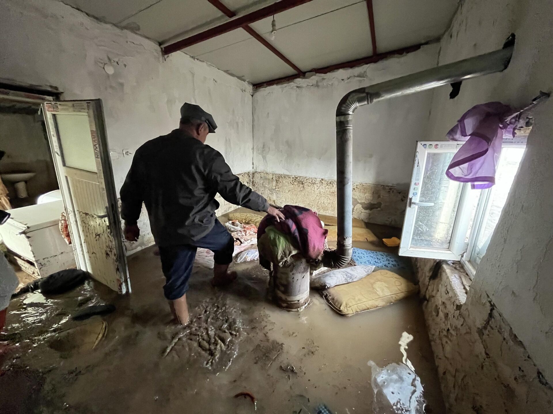 Antalya'da sağanağın hasara yol açtığı Kumluca'da tespit çalışmaları başladı
 - Sputnik Türkiye, 1920, 23.01.2026