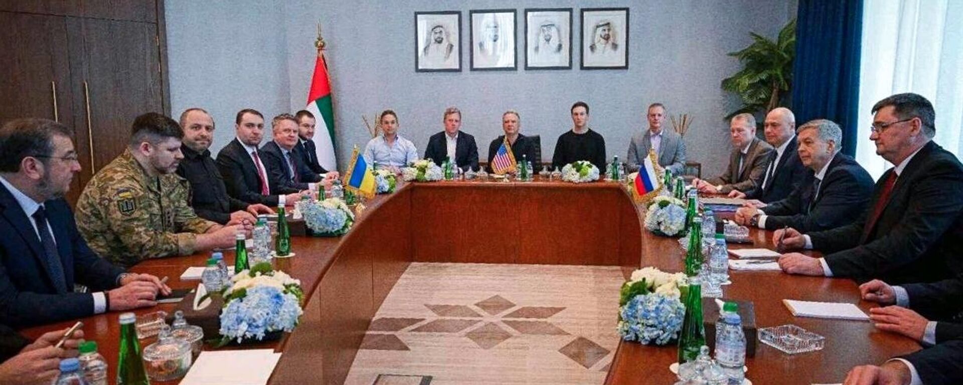 Abu Dabi’de Rusya, ABD ve Ukrayna heyetleri - Sputnik Türkiye, 1920, 26.01.2026