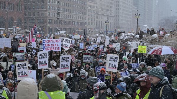 ABD'nin Chicago kentinde ICE karşıtı protesto düzenlendi - Sputnik Türkiye