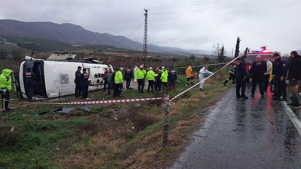 Sağlık görevlileri kaza yaptı - Sputnik Türkiye