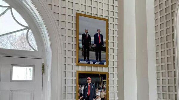Trump ve Putin'in Beyaz Saray'daki ortak fotoğrafı - Sputnik Türkiye