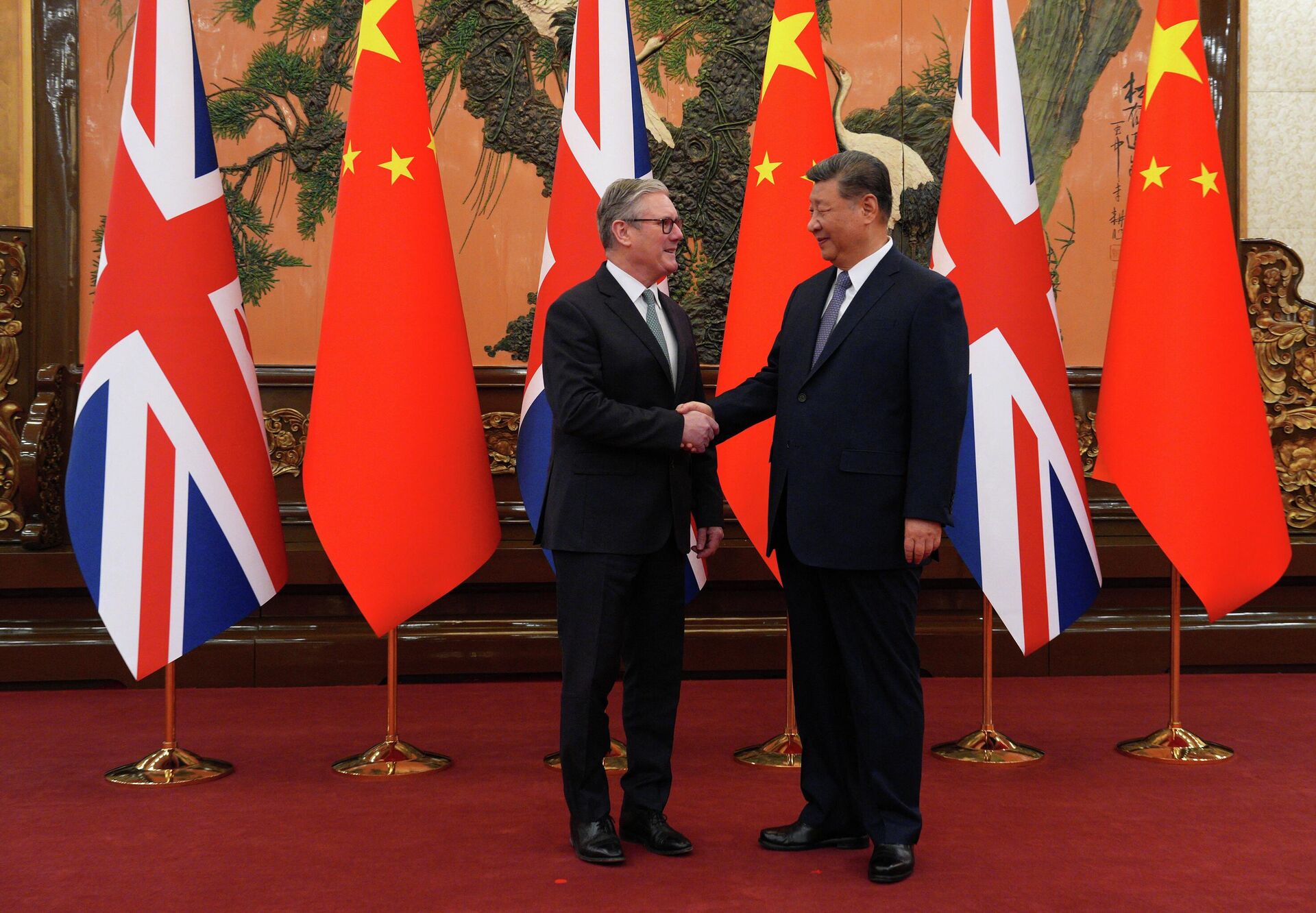 İngiltere Başbakanı Starmer ile Çin Devlet Başkanı Şi Cinping bir araya geldi - Sputnik Türkiye, 1920, 29.01.2026
