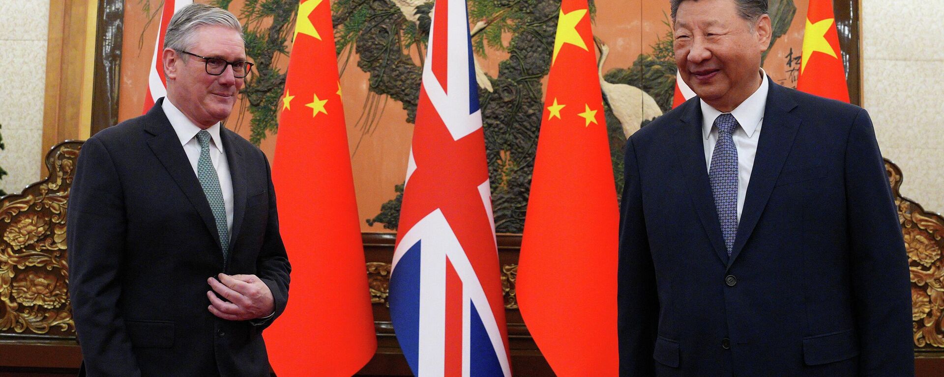 İngiltere Başbakanı Starmer ile Çin Devlet Başkanı Şi Cinping bir araya geldi - Sputnik Türkiye, 1920, 29.01.2026