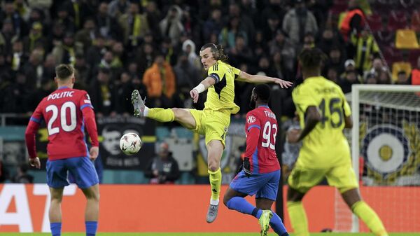 Fenerbahçe, deplasmanda FCSB ile 1-1 berabere kaldı - Sputnik Türkiye