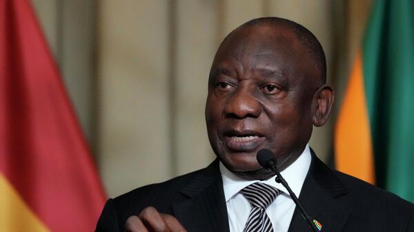 South Africa President Cyril Ramaphosa speaks during a joint media briefing with Spain's Prime Minister Pedro Sanchez at the Union Building in Pretoria, South Africa, Thursday, Oct. 27, 2022.  - Sputnik Türkiye