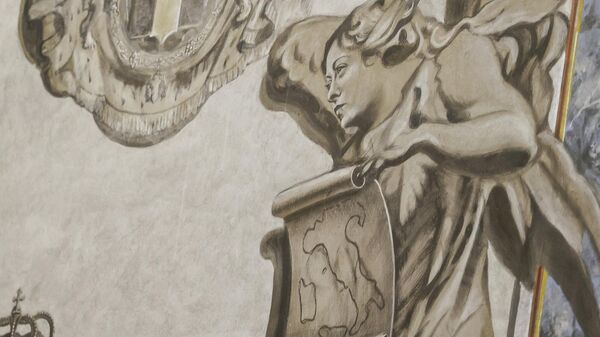 Roma'da tarihi bazilikadaki melek figürünün restorasyondan sonra Meloni'ye benzediği iddia edildi - Sputnik Türkiye