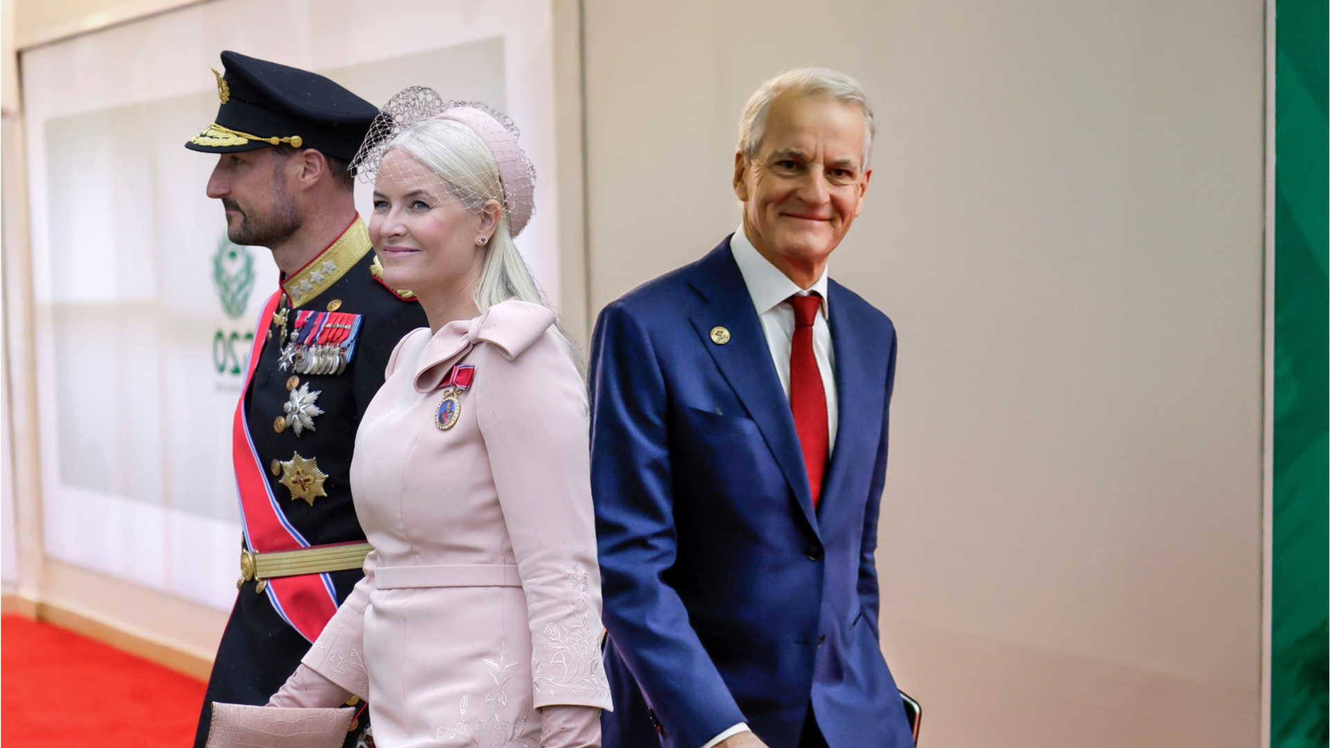 Norveç Veliaht Prensesi Mette-Marit, Norveç Başbakanı Jonas Gahr Store - Sputnik Türkiye, 1920, 02.02.2026