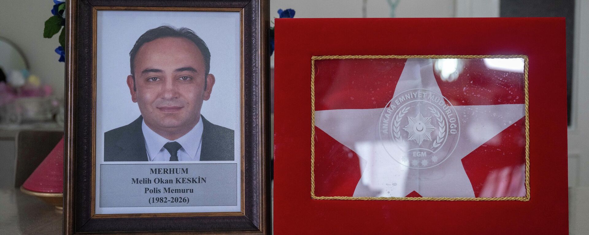 Ankara'da araç muayene istasyonunda çıkan kavganın ardından hayatını kaybeden polis memuru Melih Okan - Sputnik Türkiye, 1920, 07.02.2026