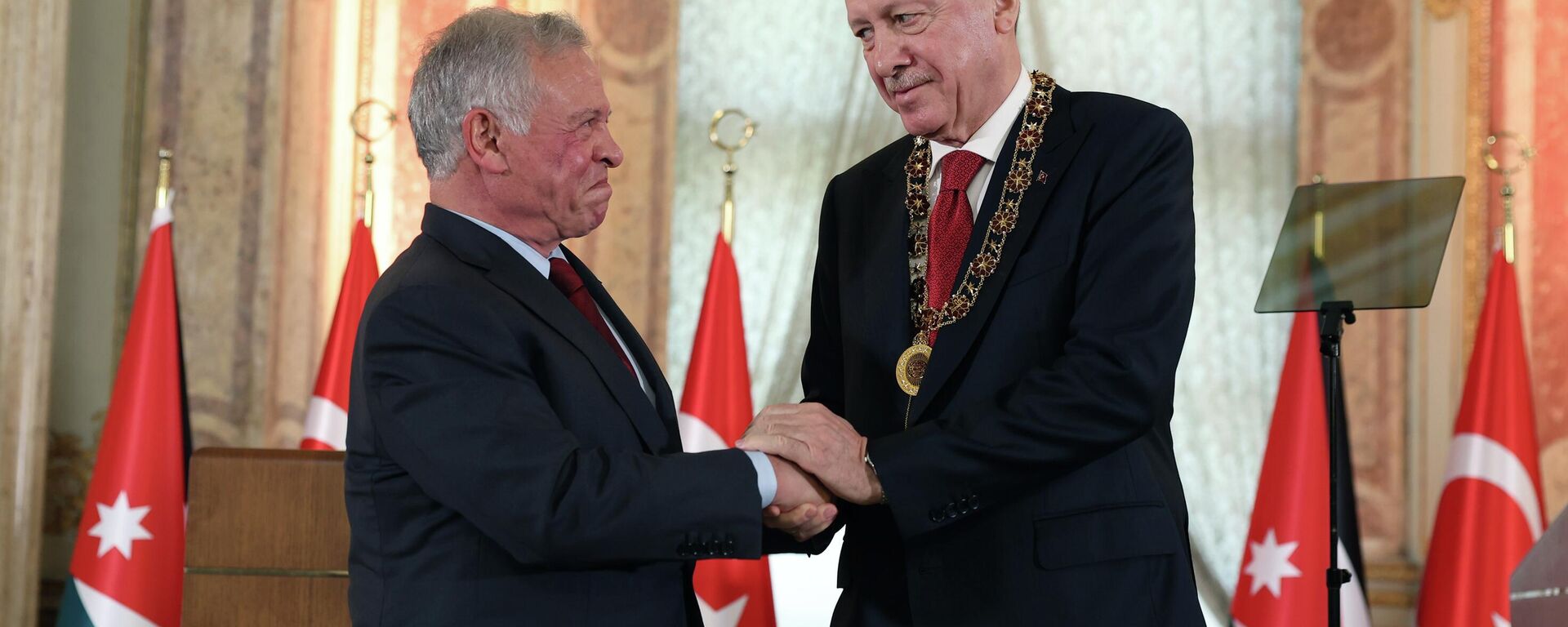 Cumhurbaşkanı Erdoğan'a Ürdün Kralı 2. Abdullah'tan 'Hüseyin Bin Ali Nişanı' - Sputnik Türkiye, 1920, 07.02.2026