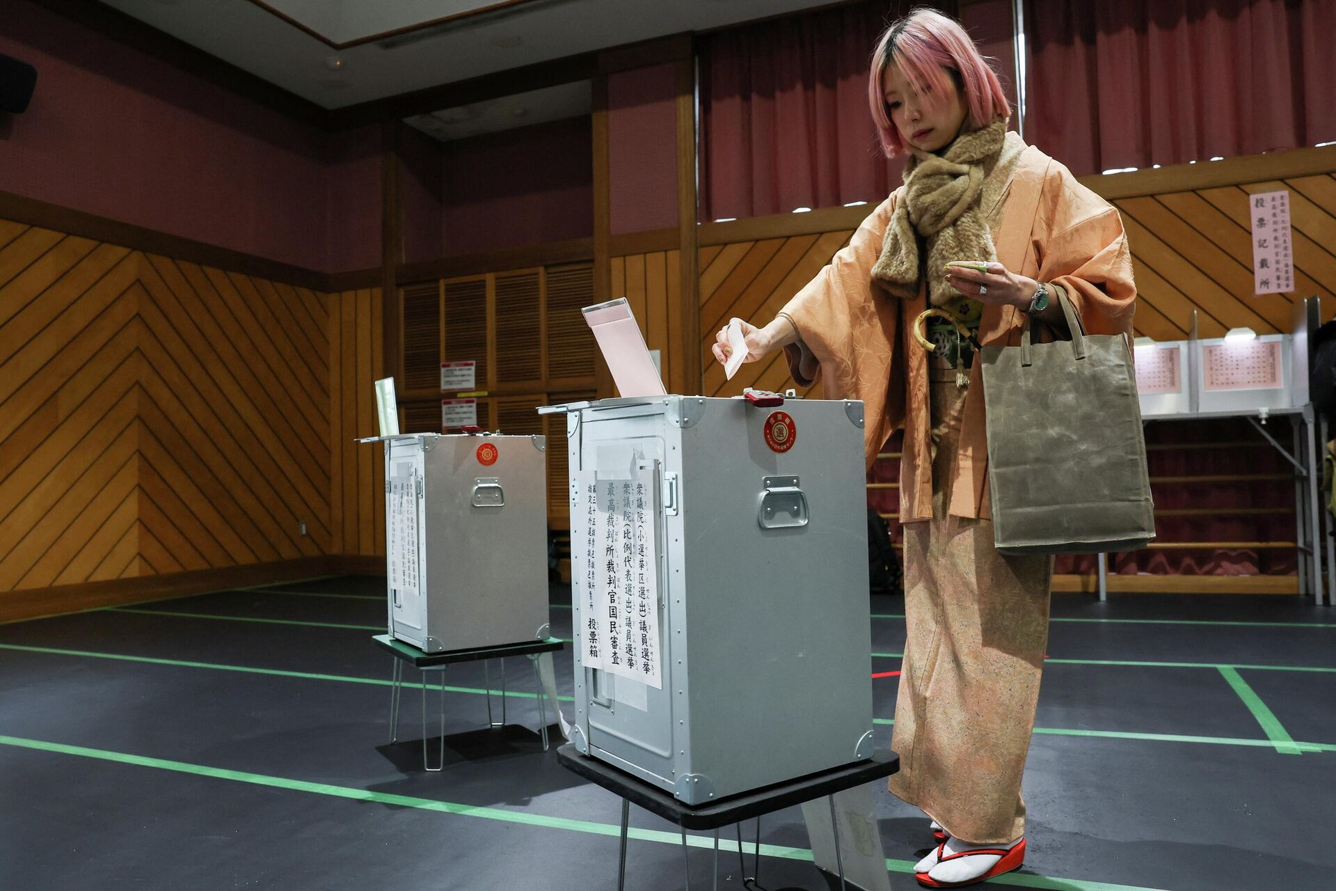 Japonya'da seçimler - Sputnik Türkiye, 1920, 08.02.2026