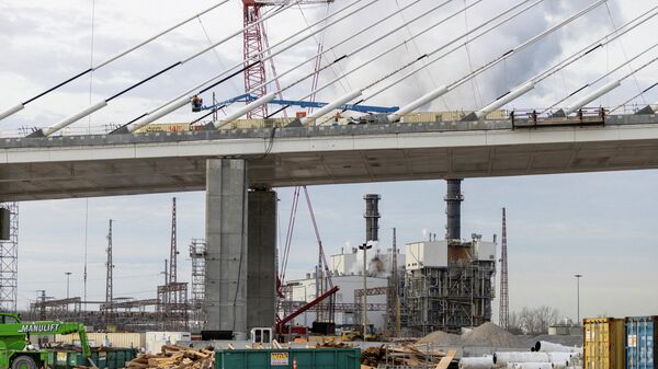 Trump, ABD-Kanada Köprüsünün Açılışını Engellemekle Tehdit Etti - Sputnik Türkiye