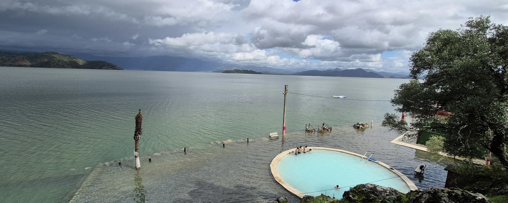 Aşırı yağışlar nedeniyle Köyceğiz Gölü taştı
 - Sputnik Türkiye, 1920, 10.02.2026