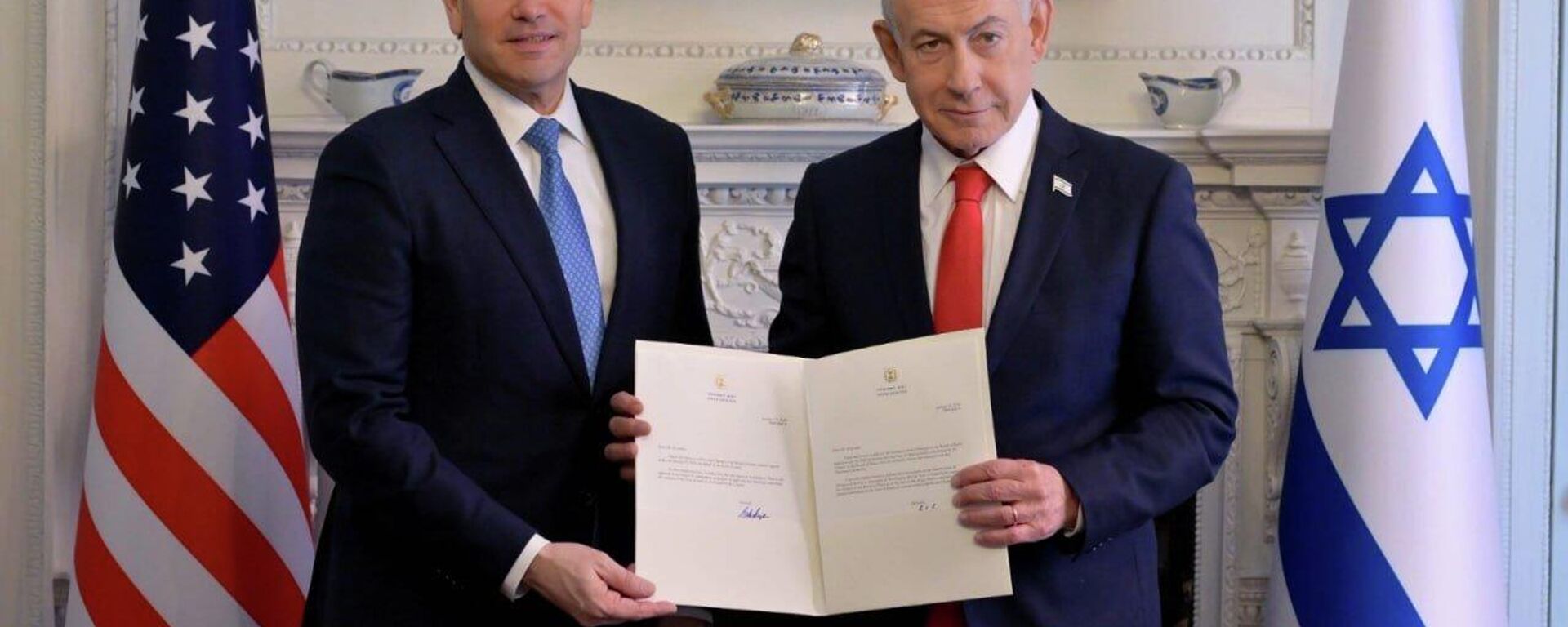 İsrail Başbakanı Binyamin Netanyahu ve ABD Dışişleri Bakanı Marco Rubio - Sputnik Türkiye, 1920, 11.02.2026