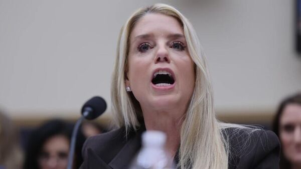 ABD Adalet Bakanı Pam Bondi - Sputnik Türkiye