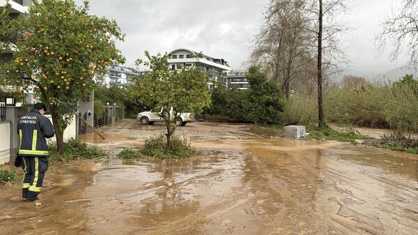 Antalya sel - Sputnik Türkiye