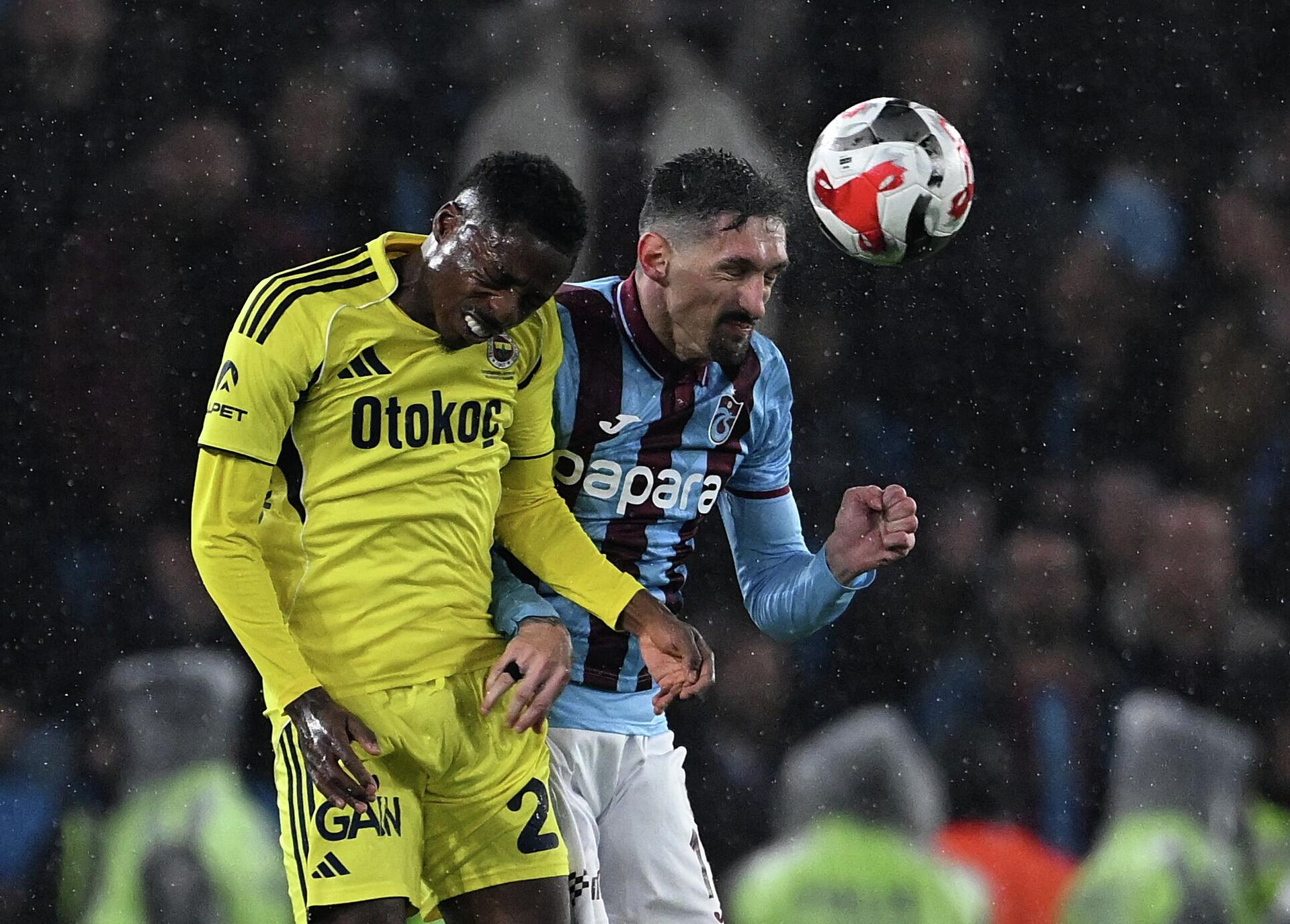 Trabzonspor - Fenerbahçe
 - Sputnik Türkiye, 1920, 15.02.2026