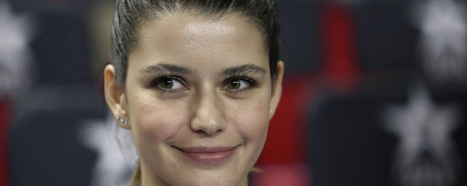 Beren Saat - Sputnik Türkiye, 1920, 15.02.2026