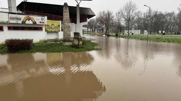 Tunca Nehri taştı - Sputnik Türkiye