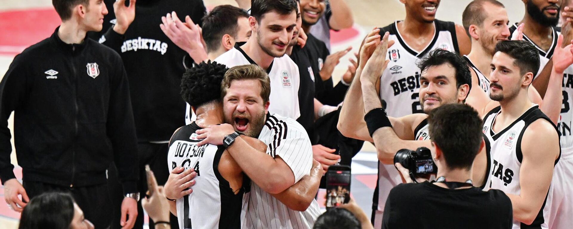 Beşiktaş GAİN - Sputnik Türkiye, 1920, 20.02.2026