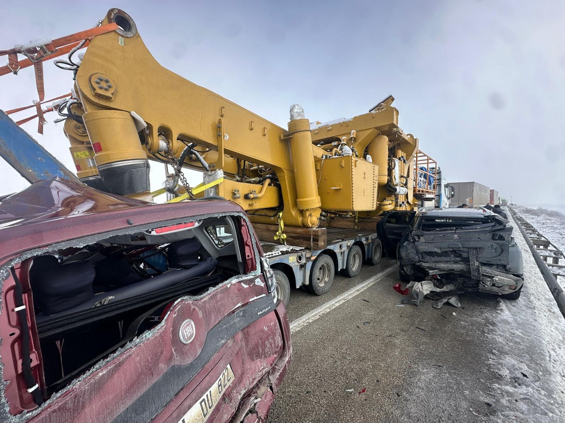 Erzurum'da zincirleme kaza - Sputnik Türkiye, 1920, 23.02.2026