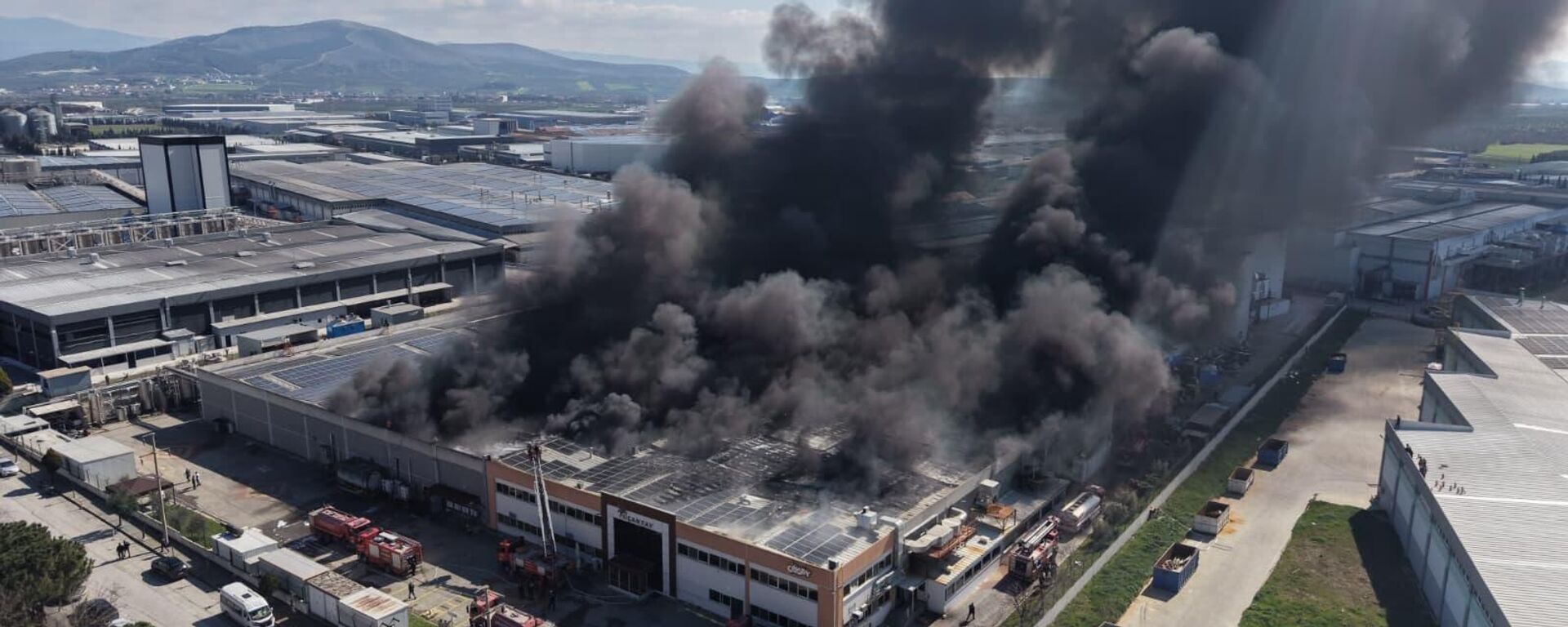 fabrika yangını - Sputnik Türkiye, 1920, 23.02.2026