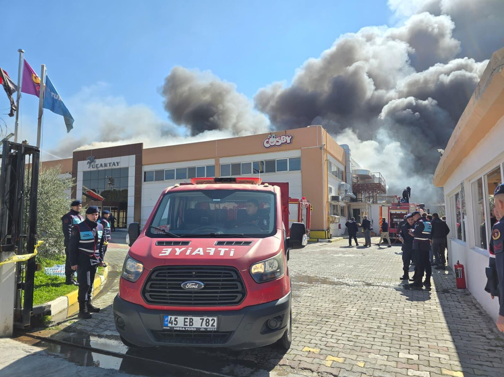 fabrika yangını - Sputnik Türkiye, 1920, 23.02.2026