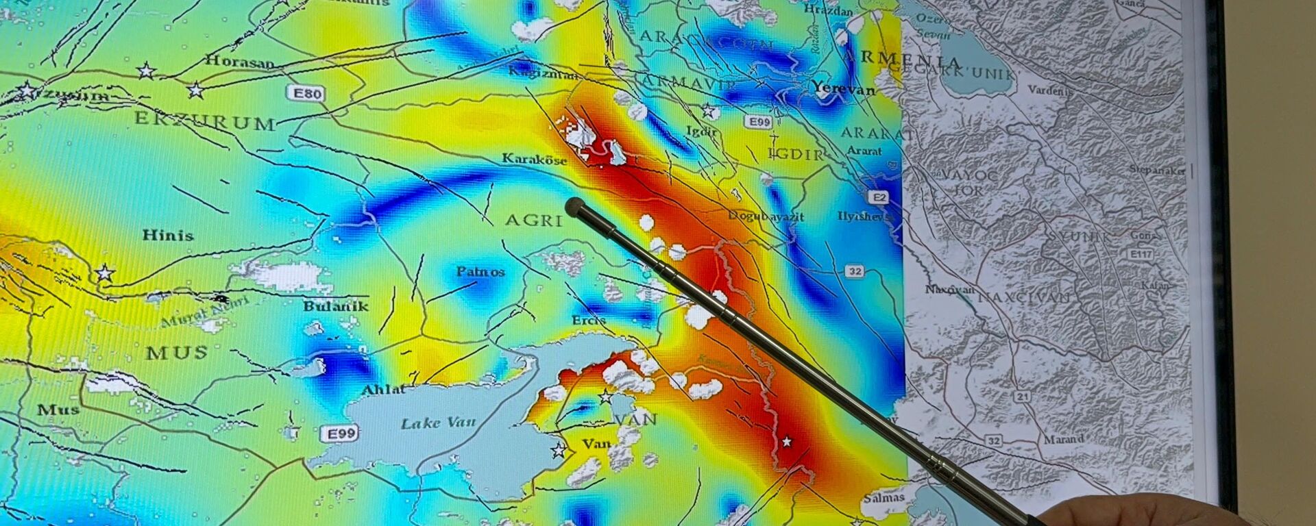 Uydu verilerinden deprem potansiyeli yüksek yeni sismik gerilim bölgesi tespit edildi - Sputnik Türkiye, 1920, 23.02.2026