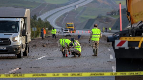 Balıkesir'de F-16 uçağının kaza kırıma uğraması sonucu pilot şehit oldu - Sputnik Türkiye