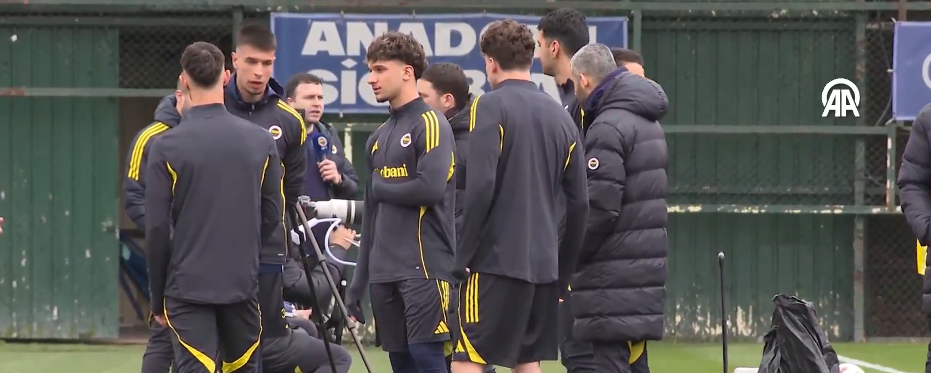 Çağrı Balta, sarı-lacivertlilerde ilk idmanına çıktı - Sputnik Türkiye, 1920, 25.02.2026