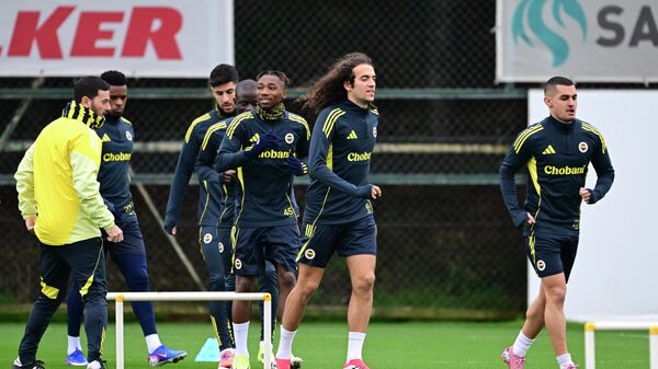 Fenerbahçe antrenman - Sputnik Türkiye