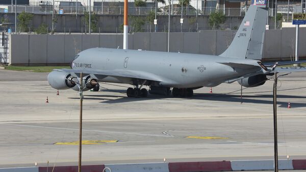 ABD ordusuna ait yakıt ikmal uçakları, İsrail'in Ben Gurion Havalimanı'nda görüntülendi.  - Sputnik Türkiye