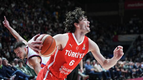 Cedi Osman - Sputnik Türkiye