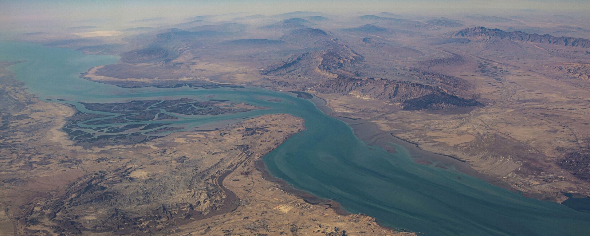 Hürmüz Boğazı - Sputnik Türkiye, 1920, 16.03.2026