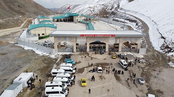 Kapıköy Gümrük Kapısı - Sputnik Türkiye