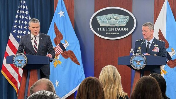 Pete Hegseth ve Dan Caine - Sputnik Türkiye