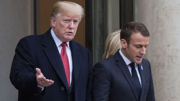 US President Donald Trump (left) and French President Emmanuel Macron  - Sputnik Türkiye
