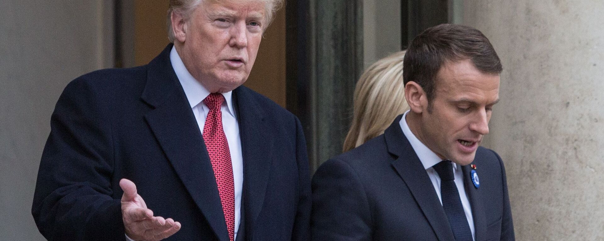 US President Donald Trump (left) and French President Emmanuel Macron  - Sputnik Türkiye, 1920, 05.03.2026