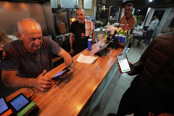 Kıbrıs'taki İngiliz üssü yakınlarında bir restoran - Sputnik Türkiye