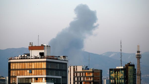 Tahran’da çok sayıda patlama  - Sputnik Türkiye