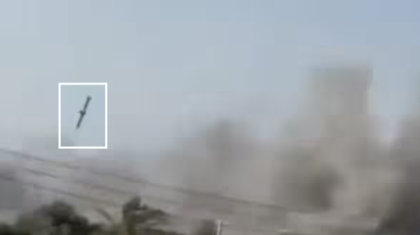 Saldırı sırasında tespit edilen Tomahawk füzesi - Sputnik Türkiye