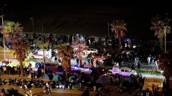 Beyrut sahilinde çadırlarda yaşayan insanlar saldırıdan etkilendi - Sputnik Türkiye