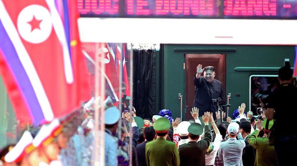 Çin ve Kuzey Kore arasında tren - Sputnik Türkiye