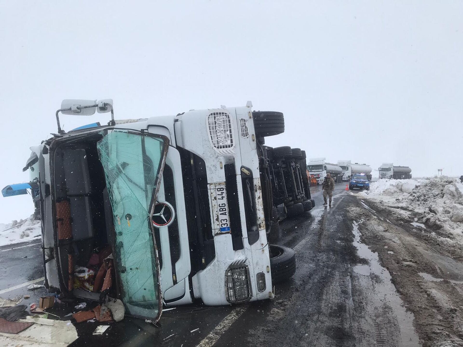 Kars'ta tankerle bir tır çarpıştı - Sputnik Türkiye, 1920, 15.03.2026