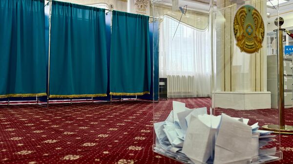 Kazakistan'da referandum - Sputnik Türkiye