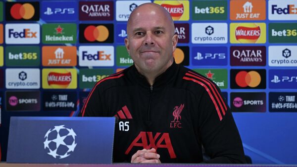 Liverpool Teknik Direktörü Arne Slot - Sputnik Türkiye