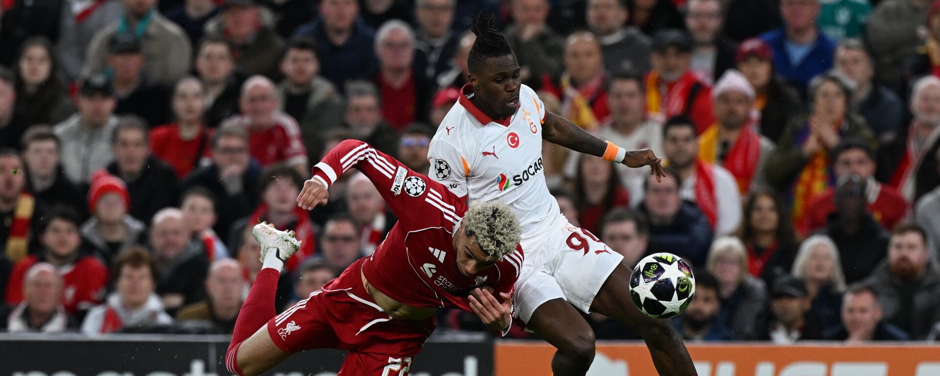 UEFA Şampiyonlar Ligi son 16 turu rövanş maçında Galatasaray ve Liverpool takımları Anfield Stadı'nda karşılaştı
 - Sputnik Türkiye, 1920, 19.03.2026