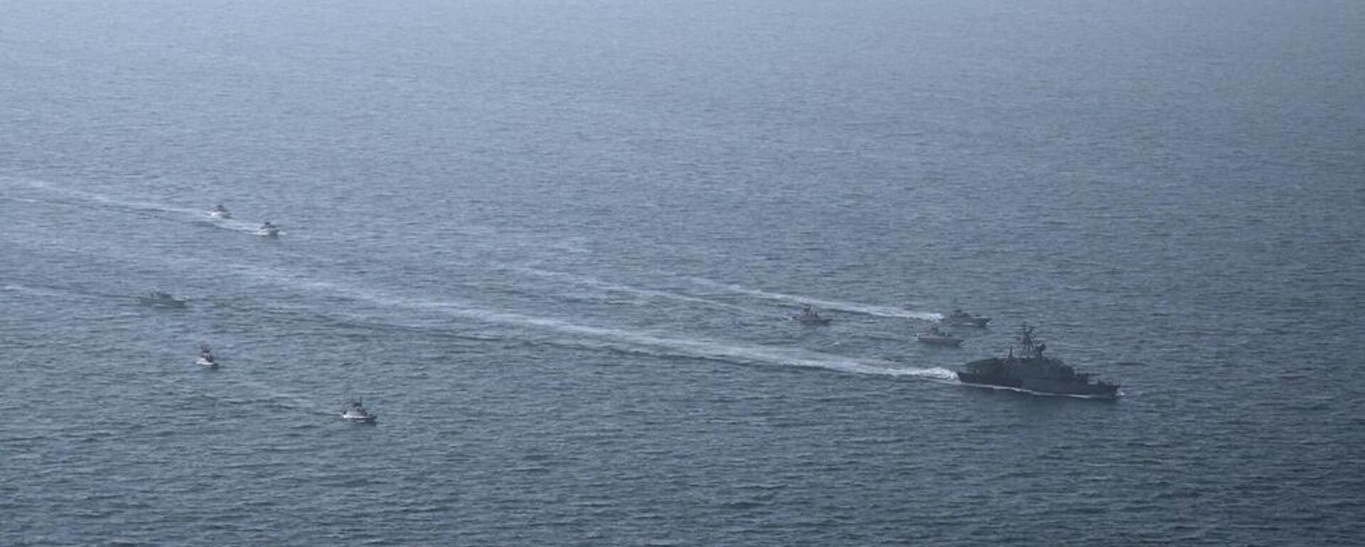 İran: Basra Körfezi’nde sivil gemiler hedef alınıyor - Sputnik Türkiye, 1920, 21.03.2026